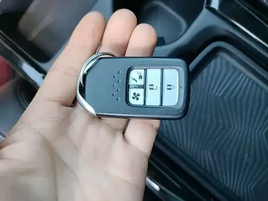 Honda CR-V New Energy 2021 (10700 км)