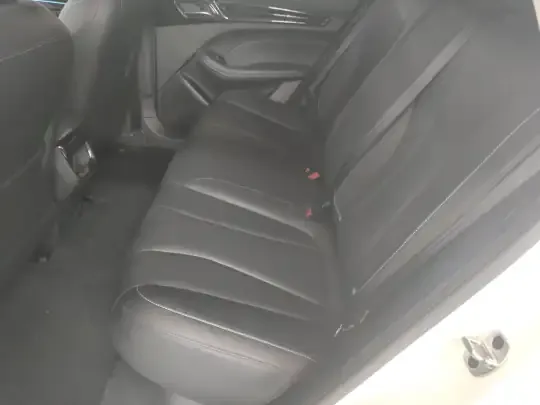 Roewe Ei5 2021 (12000 км)
