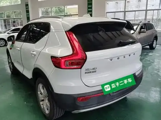 Volvo XC40 2022 (48700 км)