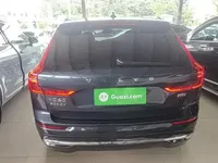 Volvo XC60 2022 (16400 км)