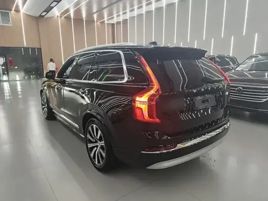 Volvo XC90 New Energy 2022 (80200 км)