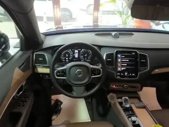 Volvo XC90 2022 (108699 км)
