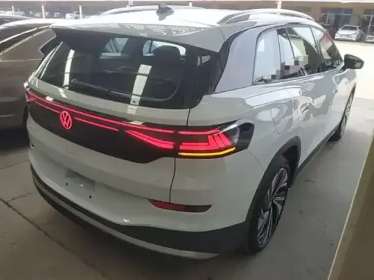 Volkswagen ID.6 X 2022 (200 км)
