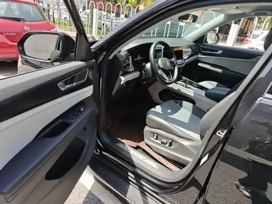 Volkswagen Teramont 2023 (48700 км)
