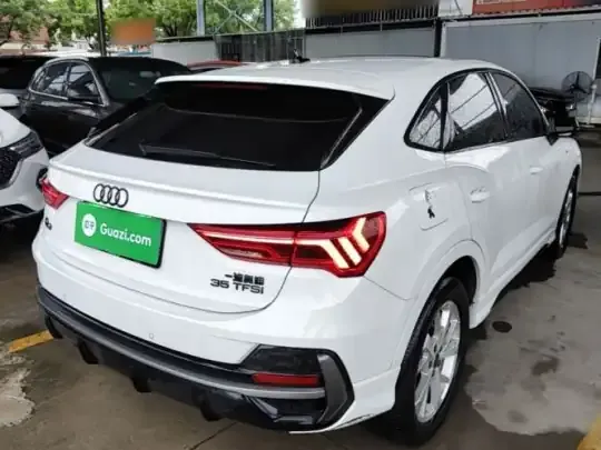 Audi Q3 Sportback 2024 (49600 км)