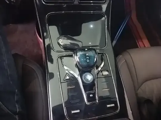 BYD Han 2024 (77400 км)