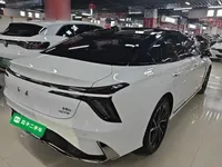 Hongqi H6 2024 (26500 км)
