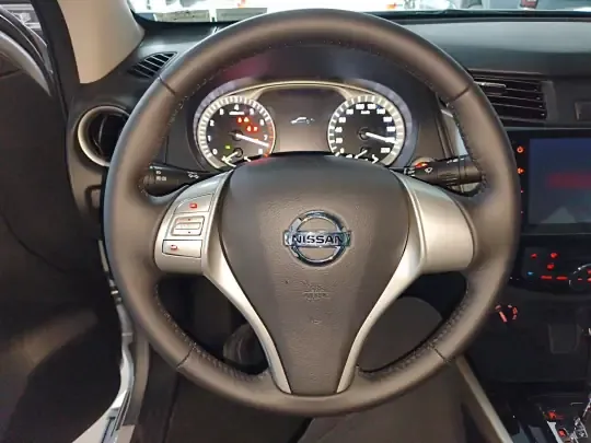 Nissan Navara 2024 (400 км)