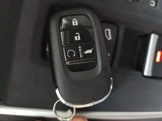 Honda CR-V 2024 (9600 км)
