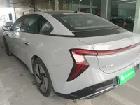 Hongqi EH7 2025 (1200 км)