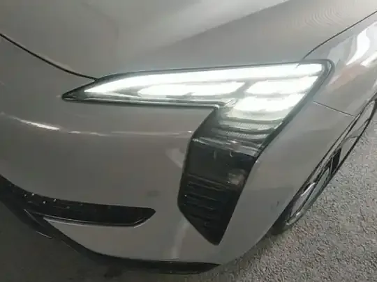 Hongqi EH7 2025 (1200 км)