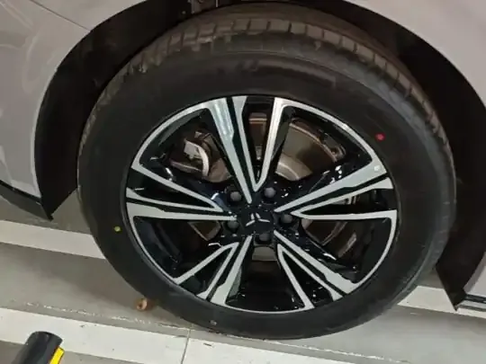 Hongqi EH7 2025 (100 км)