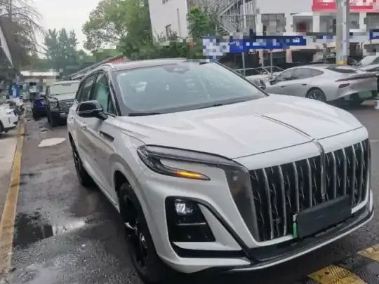 Hongqi HS3 PHEV 2025 (2200 км)
