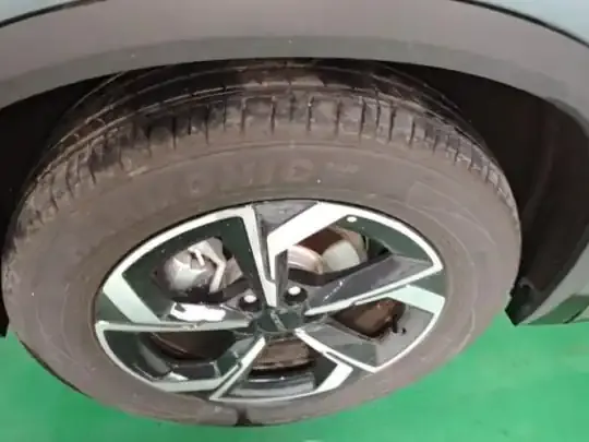 Dongfeng Aeolus L7 New Energy 2026 (1500 км)